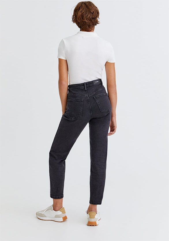 Long Leg Jeans - Image 3